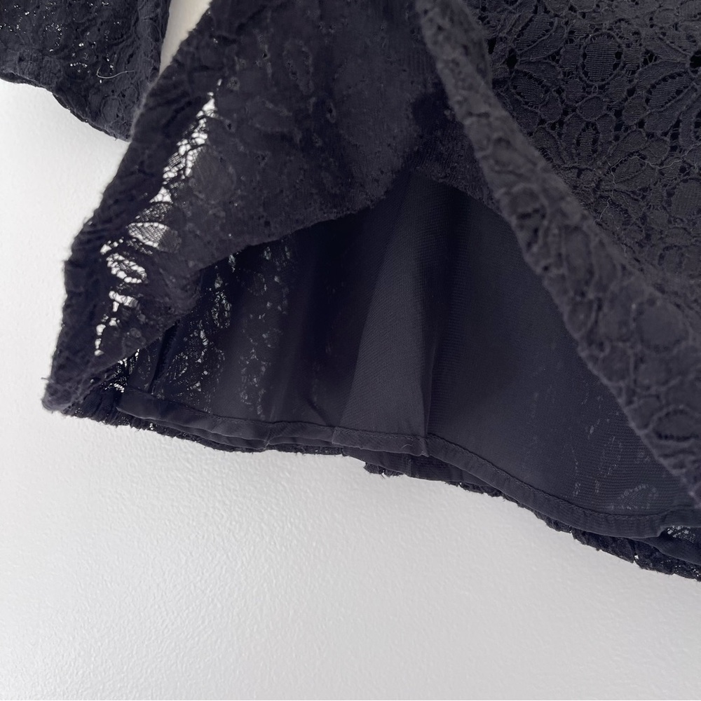 Anthropologie‎ Moulinette Soeurs Black Eyelet Lace Peplum Top Sz 4 - Picture 7 of 9